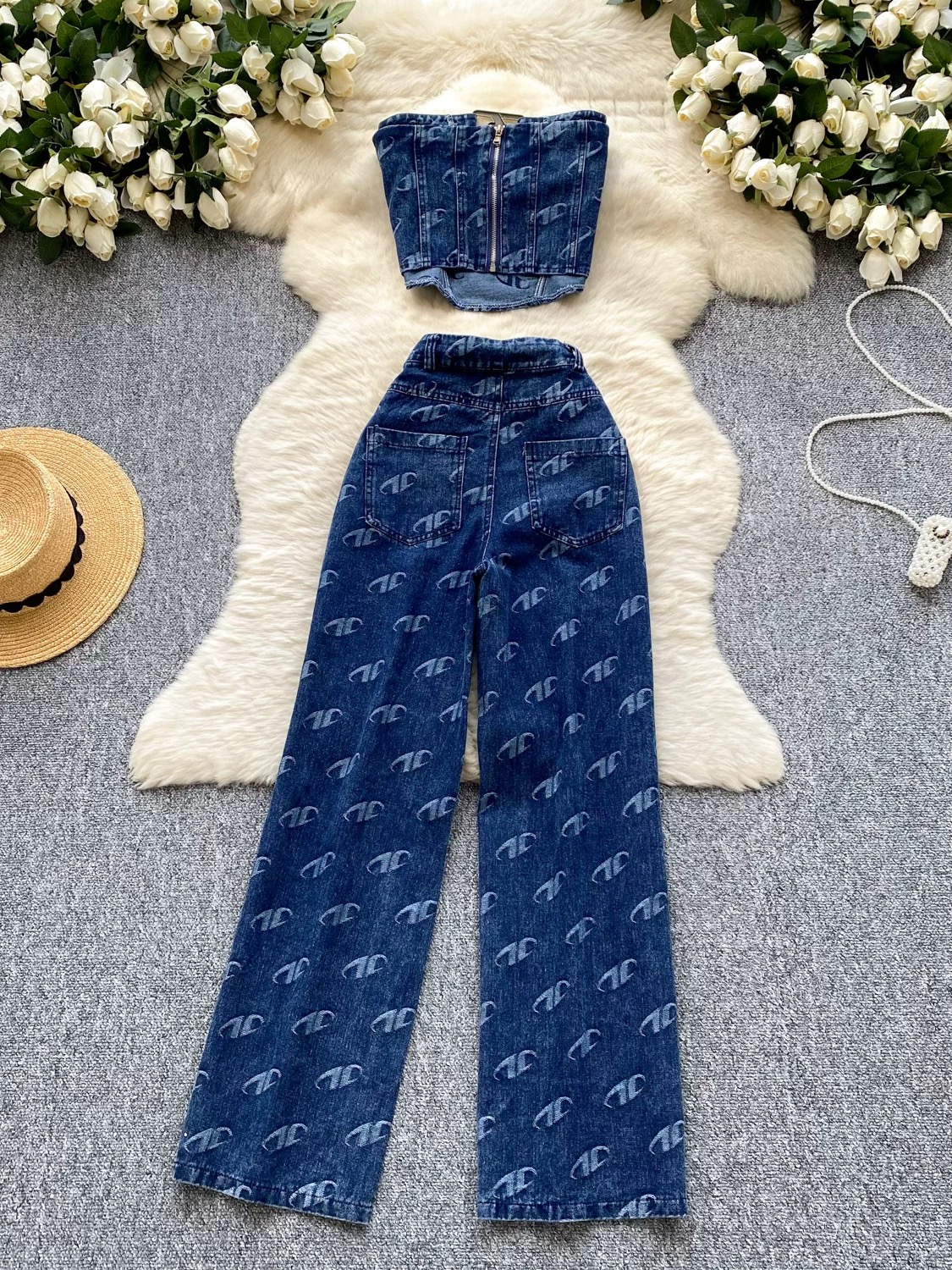 Never too extra set DTP224 images